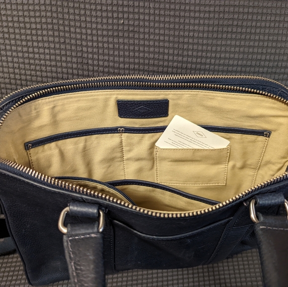 Fossil Dillon Pilot Bag - Picture 4 of 4